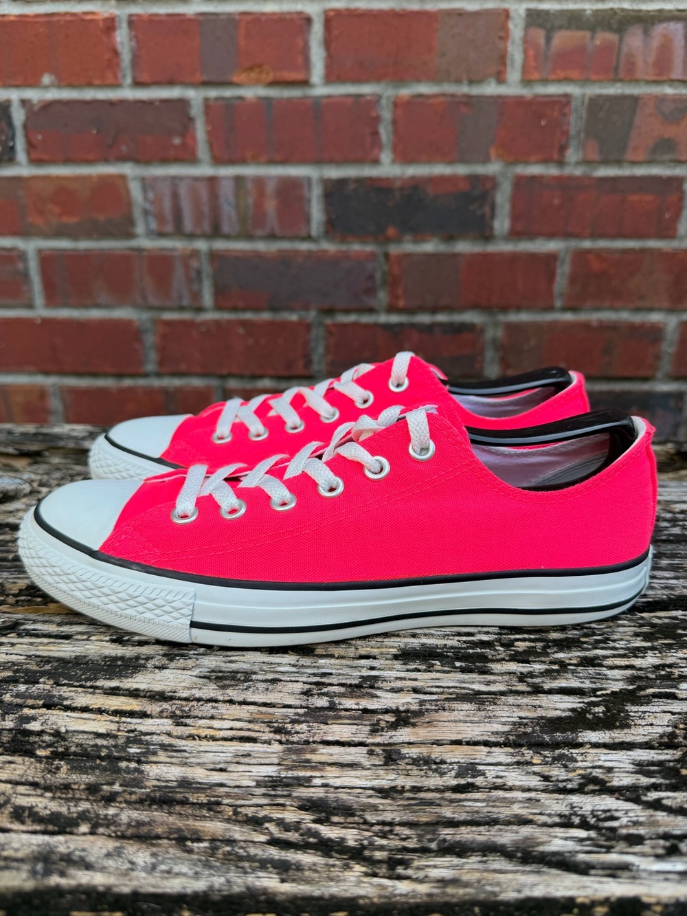 Converse Chuck Taylor All Star Unisex M-7 W-9 Pink Low Top Canvas Sneakers X2 - Picture 5 of 14